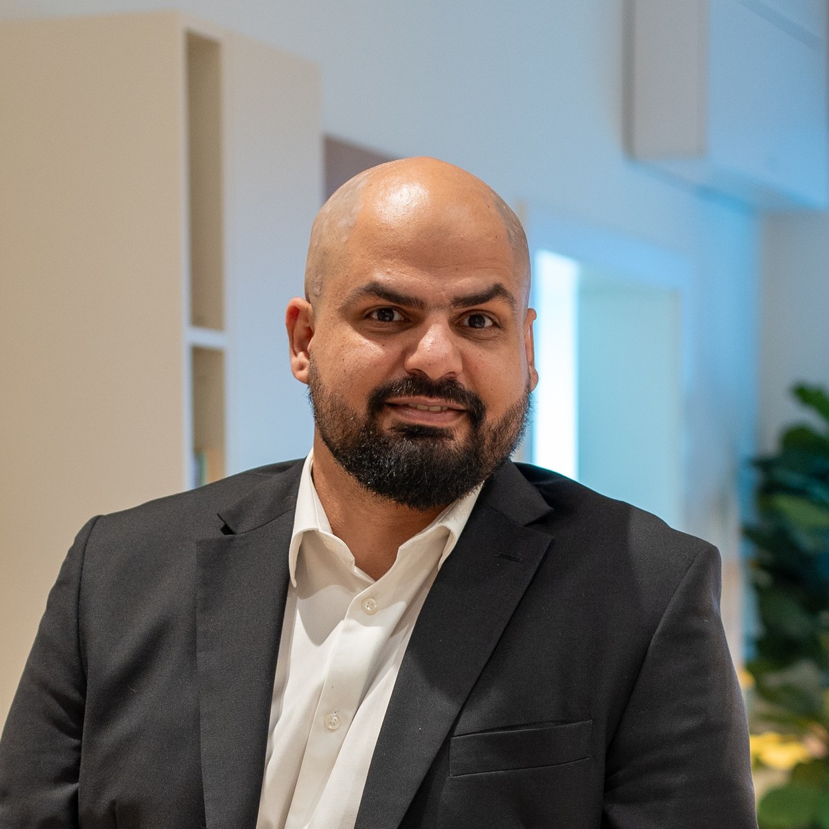 Tom Jahed -Realtor, Vanak Realty - Real estate agency in North Vancouver